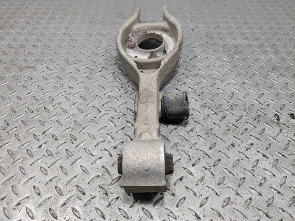 2012 - 2014 HYUNDAI AZERA OEM LOWER CONTROL ARM SUSPENSION REAR RIGHT SIDE