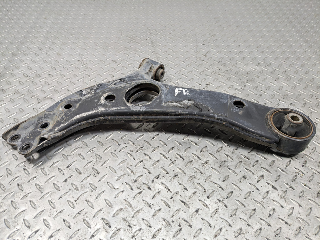 2012 - 2014 OEM HYUNDAI AZERA LOWER CONTROL ARM SUSPENSION FRONT RIGHT SIDE
