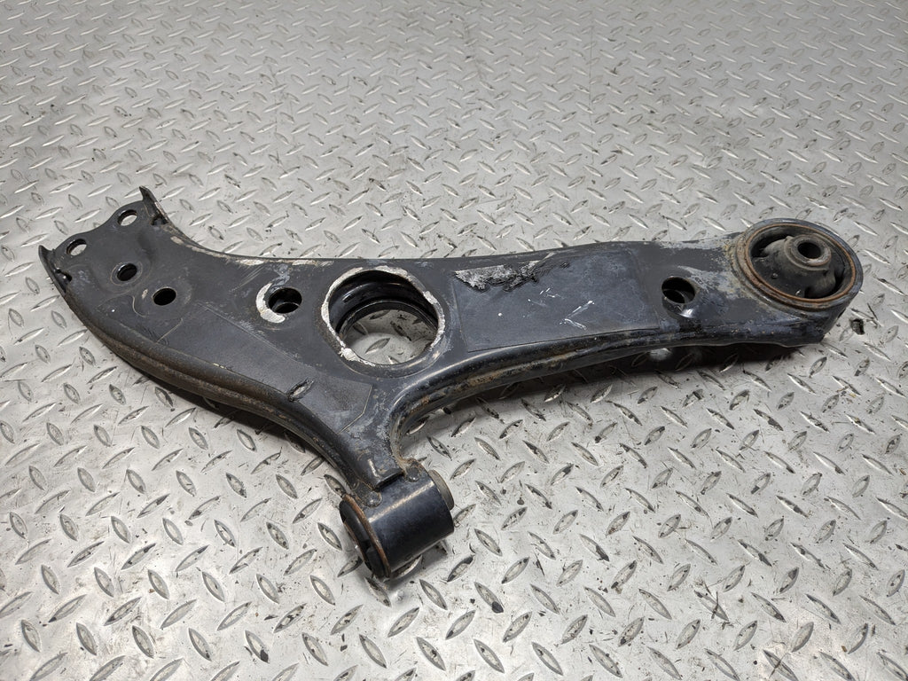 12 - 14 OEM HYUNDAI AZERA LOWER CONTROL ARM SUSPENSION FRONT LEFT DRIVER SIDE