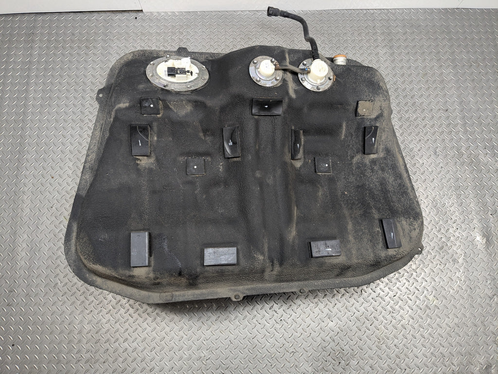 2012 - 2014 HYUNDAI AZERA OEM GAS FUEL TANK RESERVOIR ASSEMBLY 18.5 GALLON