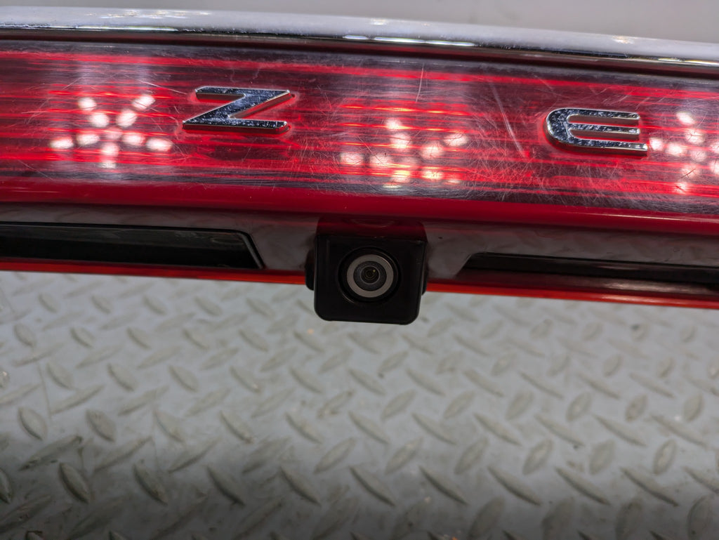 2012 - 2014 OEM HYUNDAI AZERA TAIL LIGHT WITH CAMERA REAR CENTER LID MOUNTED