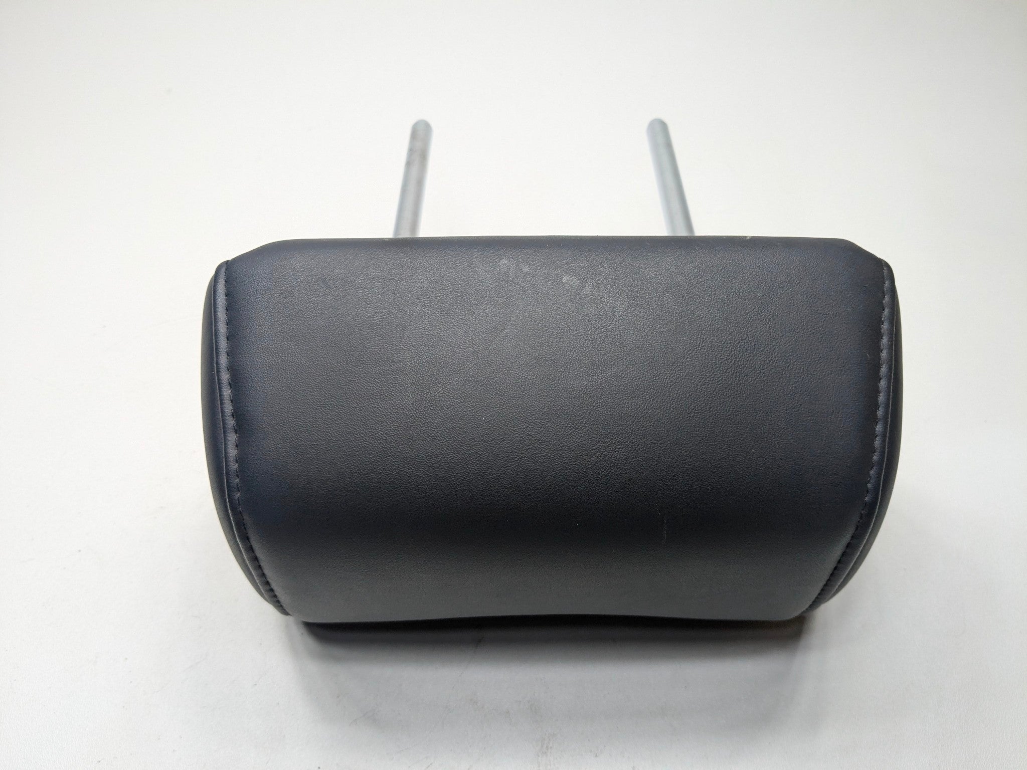 2012 - 2014 HYUNDAI AZERA OEM SEAT HEADREST REAR RIGHT SIDE BLACK LEATHER