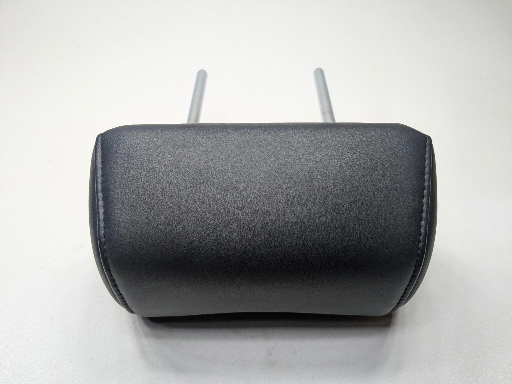 2012 - 2014 HYUNDAI AZERA OEM HEADREST REAR LEFT DRIVER SIDE BLACK LEATHER