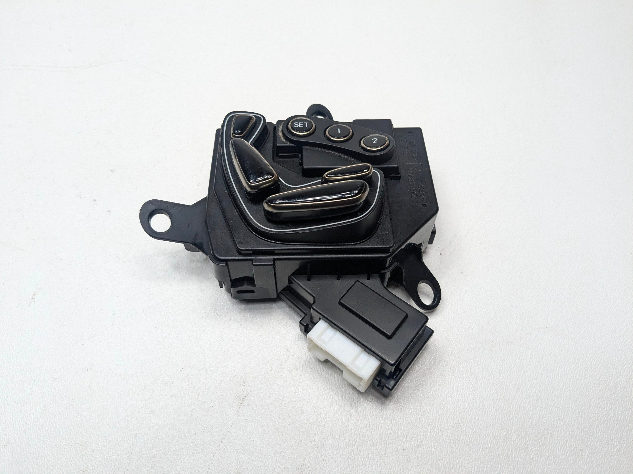 2012 - 2014 HYUNDAI AZERA OEM DOOR SWITCH SEAT MEMORY FRONT LEFT DRIVER SIDE