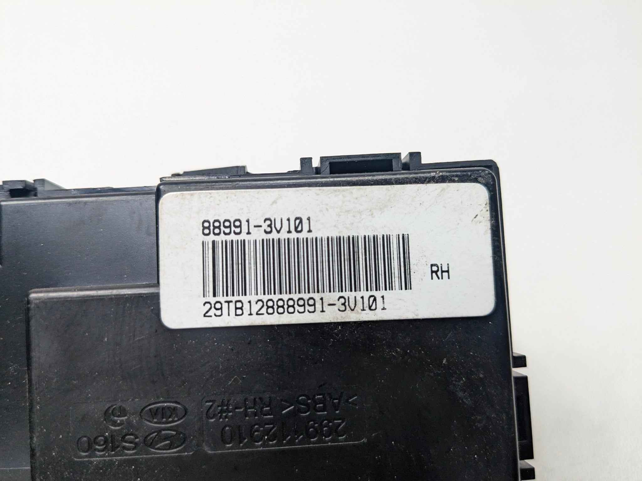 2012 - 2014 HYUNDAI AZERA OEM DOOR SWITCH SEAT MEMORY FRONT RIGHT PASSENGER SIDE