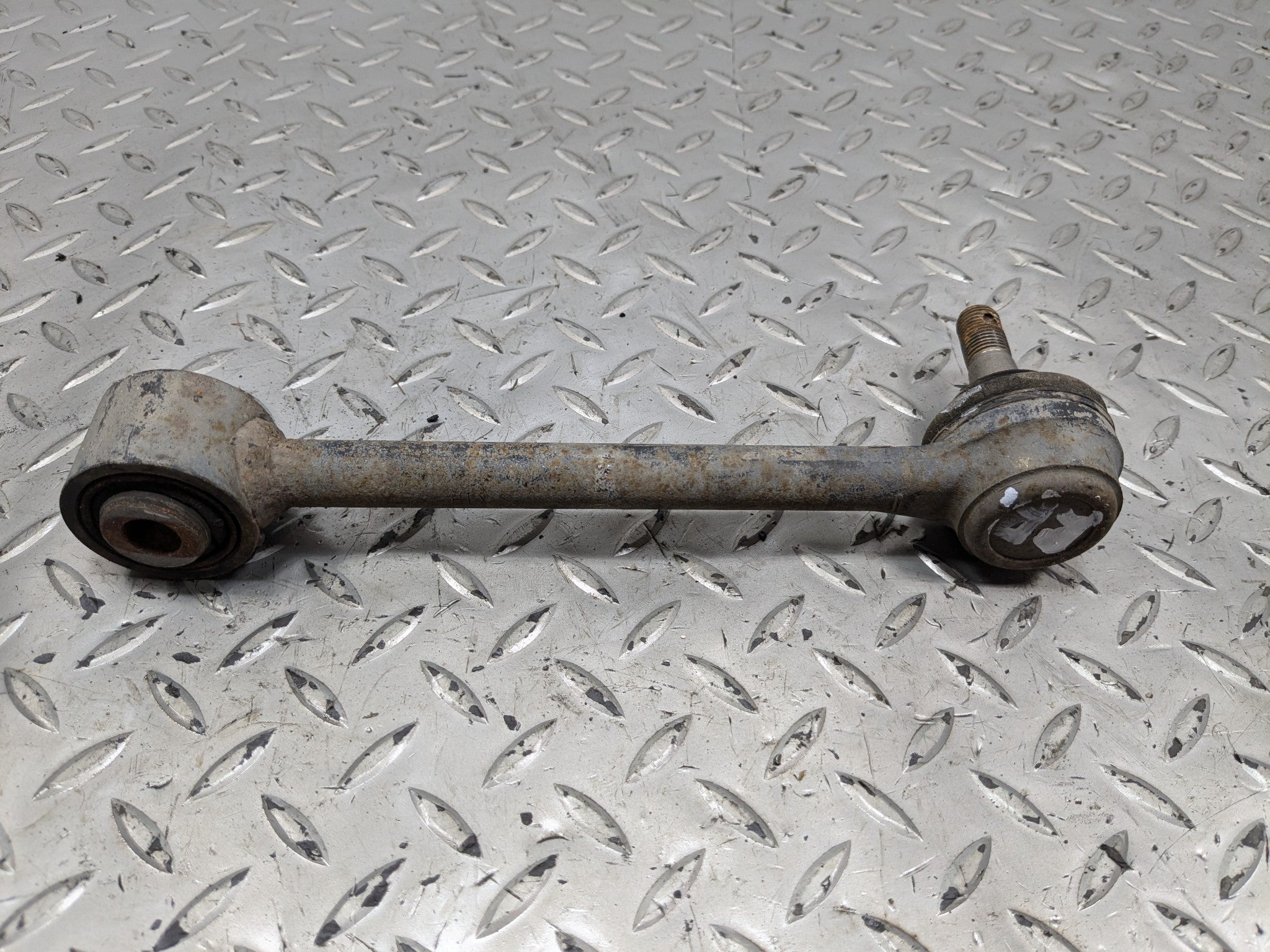 2012 - 2014 HYUNDAI AZERA OEM CONTROL ARM UPPER FORWARD SUSPENSION REAR RIGHT
