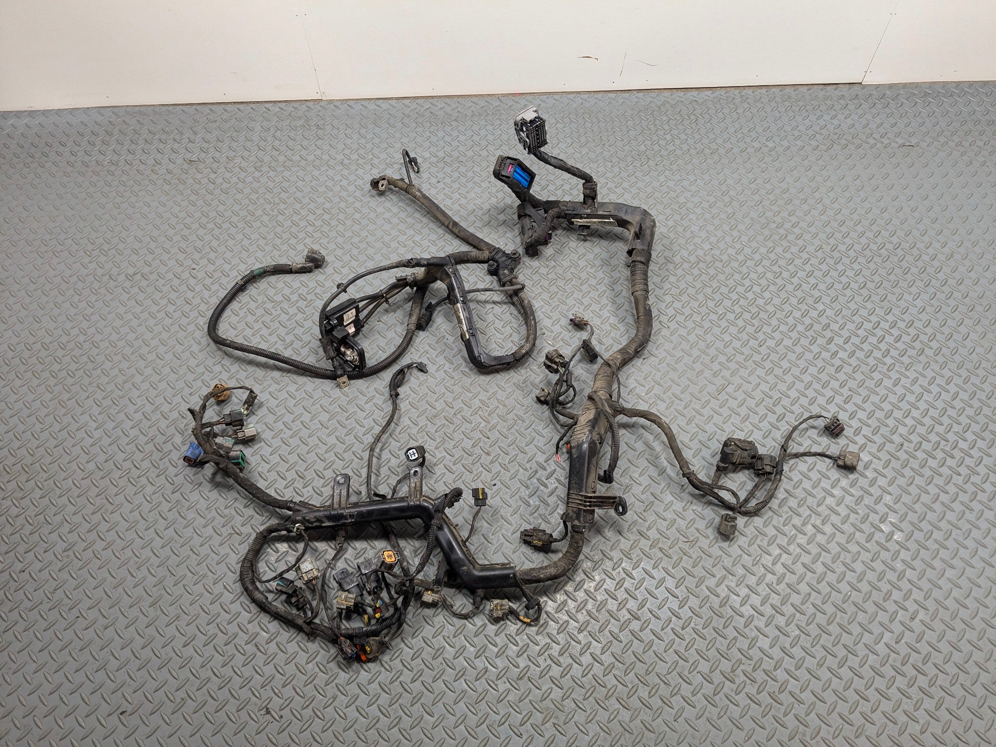 2012 - 2014 HYUNDAI AZERA OEM ENGINE WIRE WIRING HARNESS CABLE AND CONNECTOR