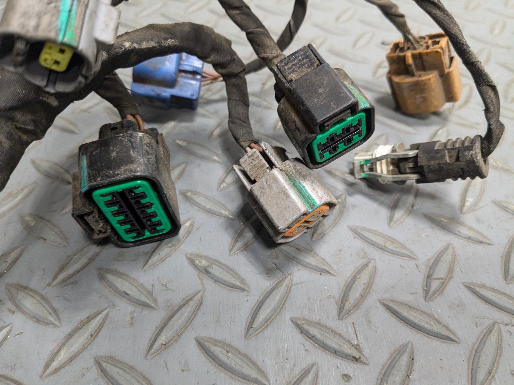 2012 - 2014 HYUNDAI AZERA OEM ENGINE WIRE WIRING HARNESS CABLE AND CONNECTOR