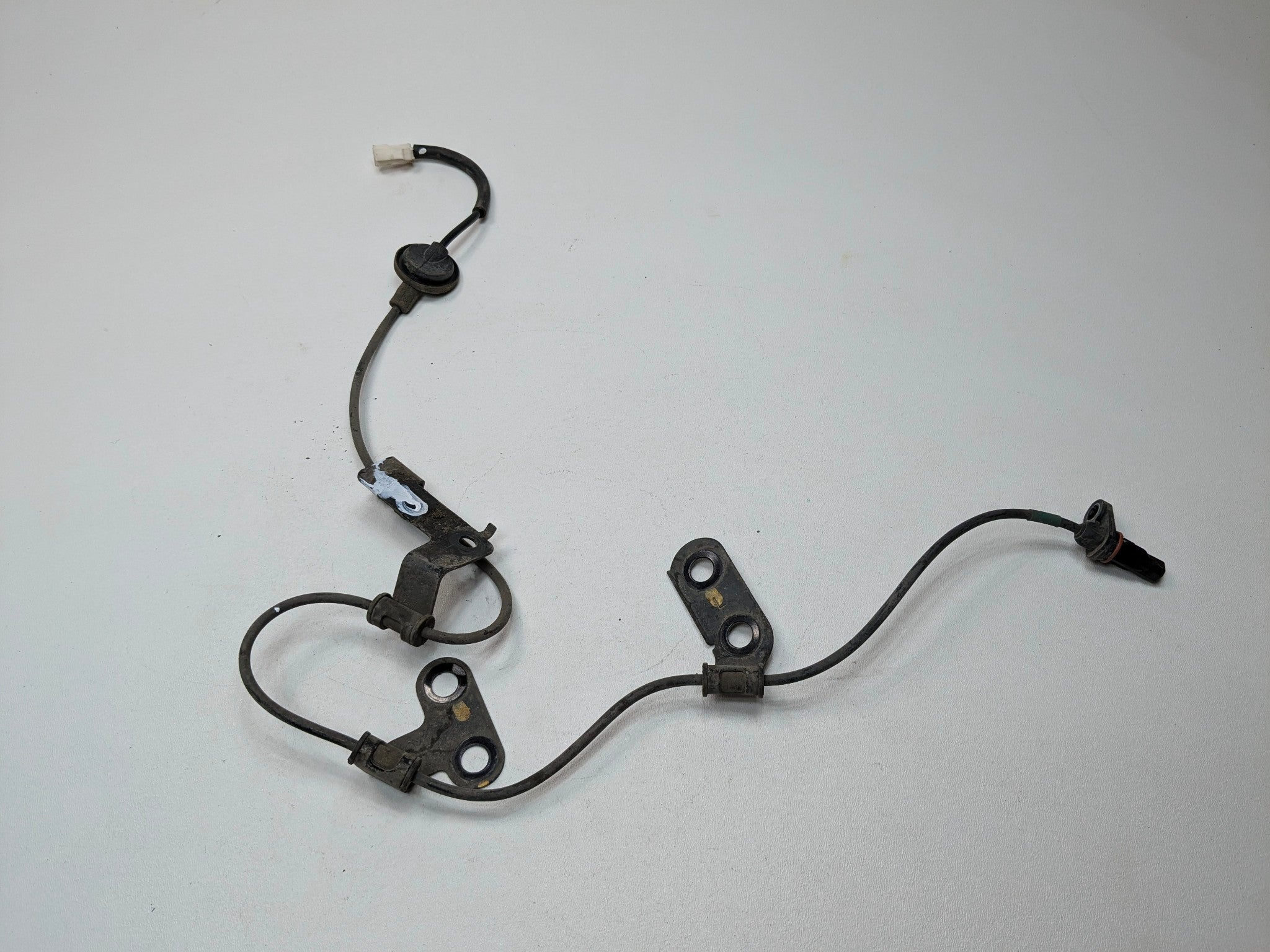 2012 - 2014 HYUNDAI AZERA OEM ABS WHEEL SPEED SENSOR REAR LEFT DRIVER SIDE
