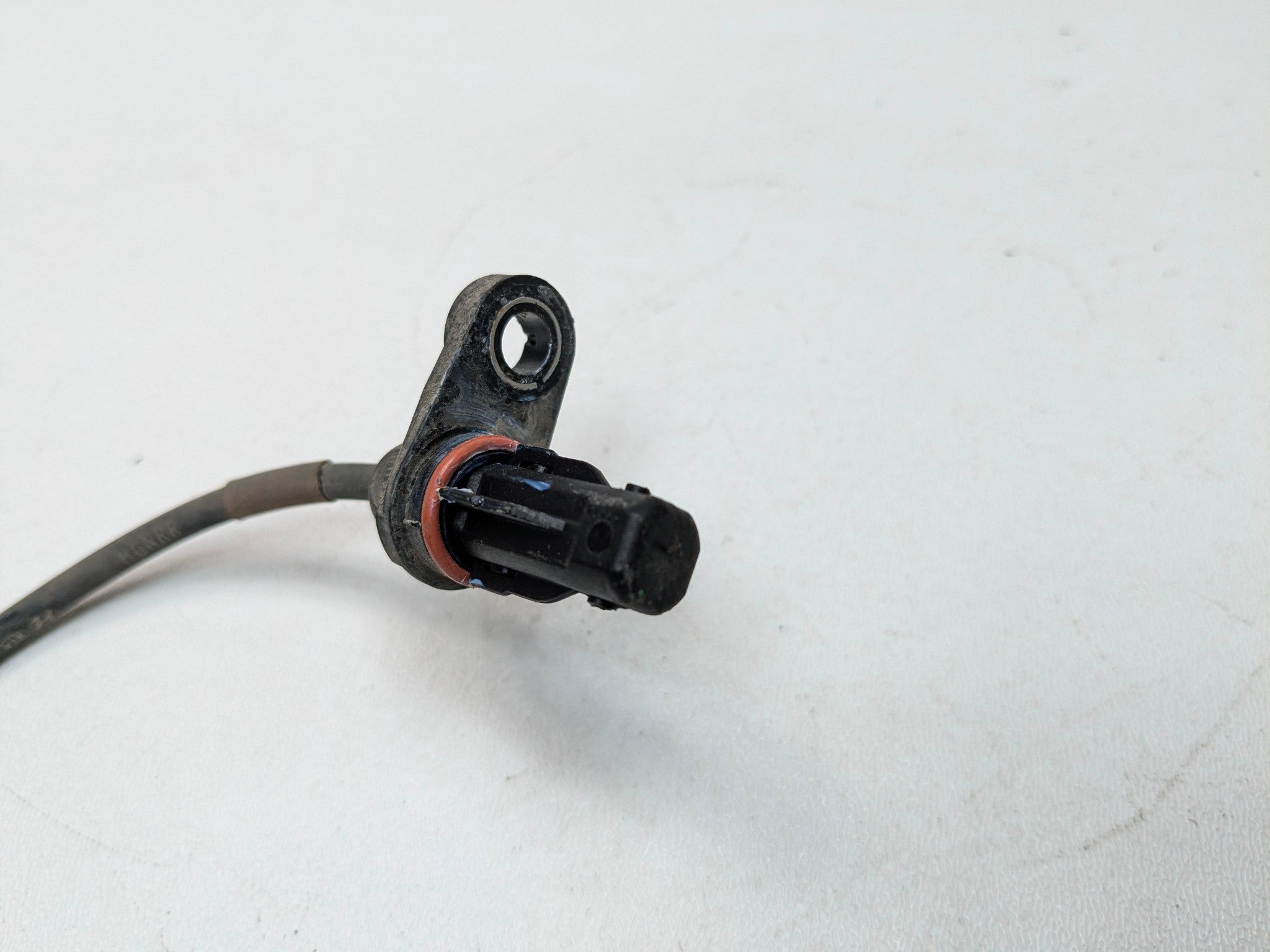 2012 - 2014 HYUNDAI AZERA OEM ABS WHEEL SPEED SENSOR REAR RIGHT PASSENGER SIDE