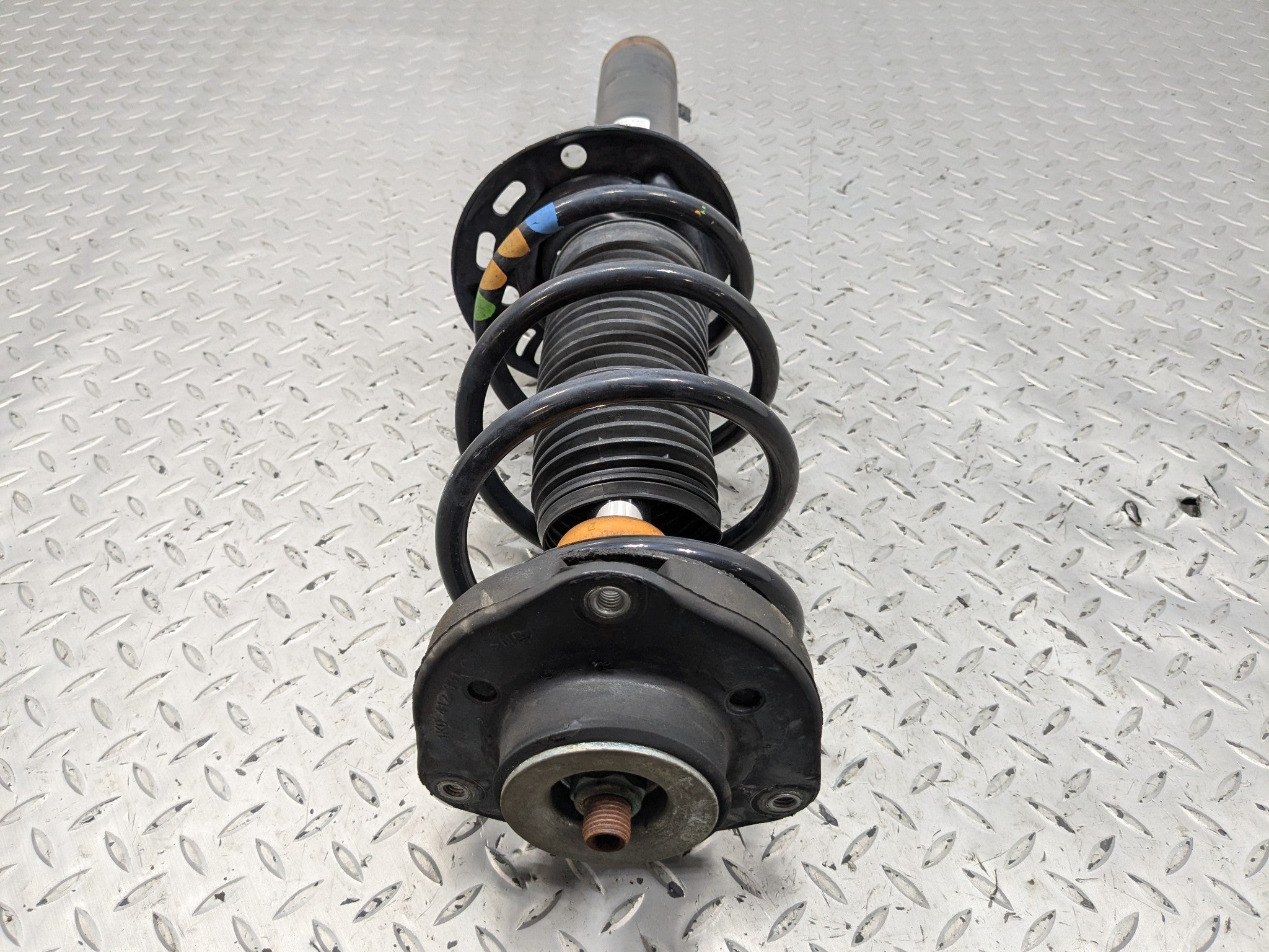 10 - 15 VOLKSWAGEN PASSAT OEM SHOCK ABSORBER STRUT FRONT RIGHT PASSENGER SIDE