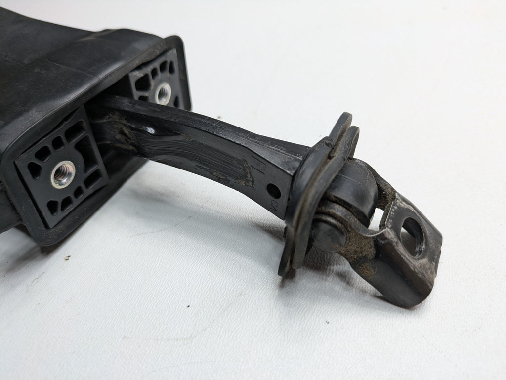 10 - 15 VOLKSWAGEN PASSAT OEM DOOR STOPPER CHECK STRAP FRONT LEFT DRIVER SIDE