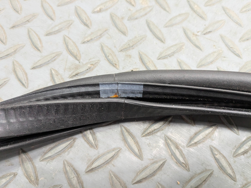 10 - 15 VOLKSWAGEN PASSAT OEM DOOR SEAL WEATHER STRIPPING RUBBER REAR LEFT SIDE