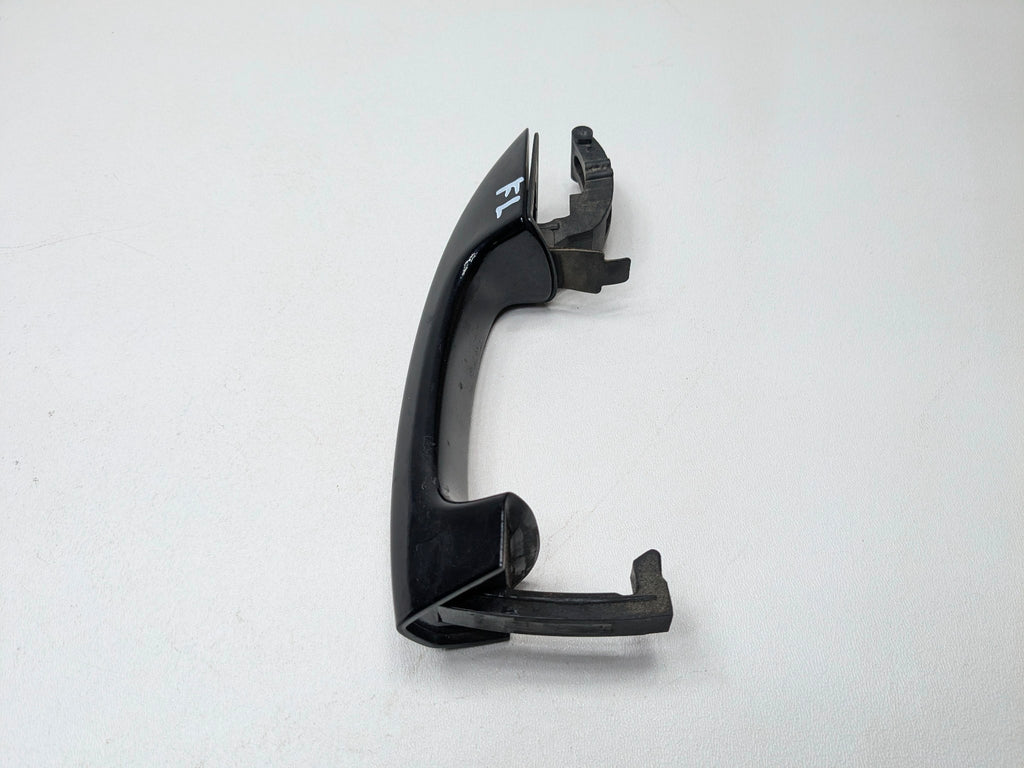 10 - 15 VOLKSWAGEN PASSAT OEM EXTERIOR DOOR HANDLE FRONT LEFT DRIVER SIDE BLACK