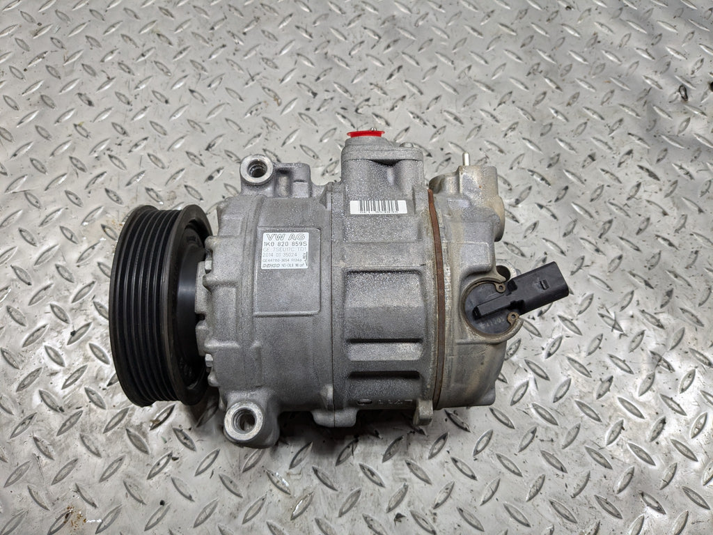 10 - 15 VOLKSWAGEN PASSAT OEM 1.8L AC AIR CONDITIONING COMPRESSOR PUMP ASSEMBLY