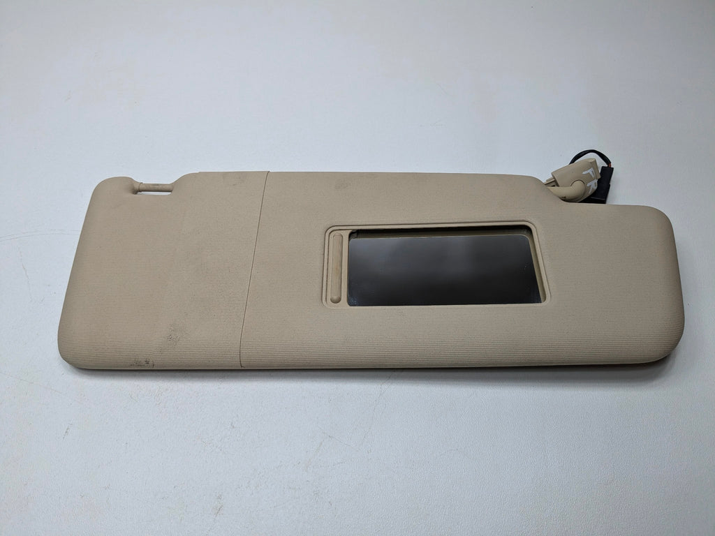 10 - 15 VOLKSWAGEN PASSAT OEM SUN VISOR UPPER ROOF FRONT RIGHT PASSENGER SIDE