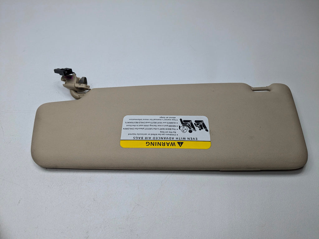 10 - 15 VOLKSWAGEN PASSAT OEM SUN VISOR UPPER ROOF FRONT RIGHT PASSENGER SIDE