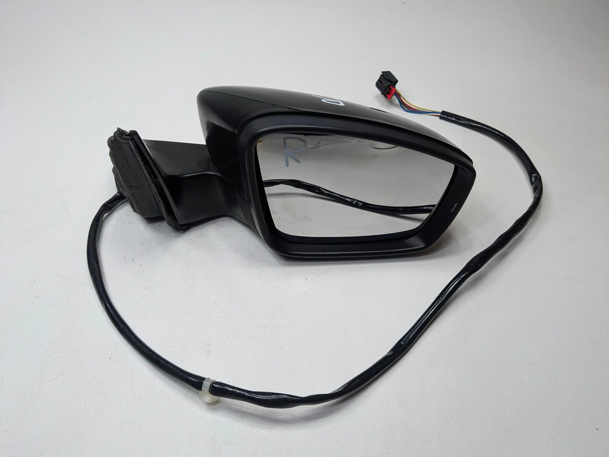 10 - 15 VOLKSWAGEN PASSAT OEM REAR VIEW DOOR MIRROR FRONT RIGHT PASSENGER SIDE