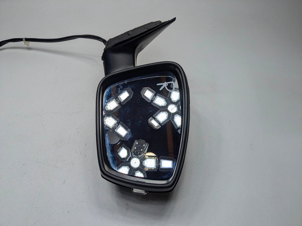 10 - 15 VOLKSWAGEN PASSAT OEM REAR VIEW DOOR MIRROR FRONT RIGHT PASSENGER SIDE