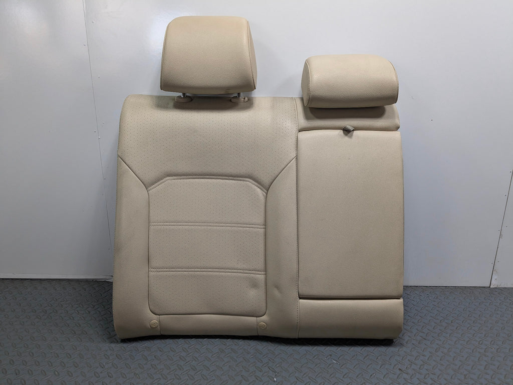 10 - 15 VOLKSWAGEN PASSAT OEM SEAT CUSHION WITH ARMREST REAR RIGHT UPPER SIDE