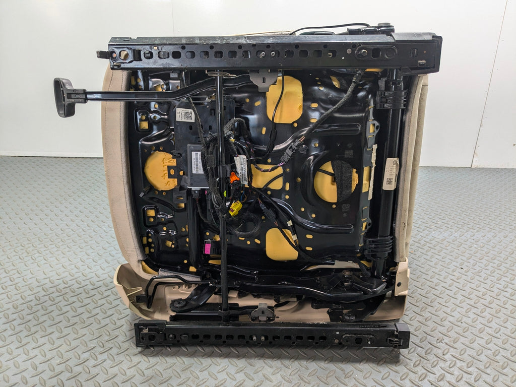 10 - 15 VOLKSWAGEN PASSAT OEM PASSENGER SIDE SEAT ASSEMBLY LEATHER FRONT RIGHT