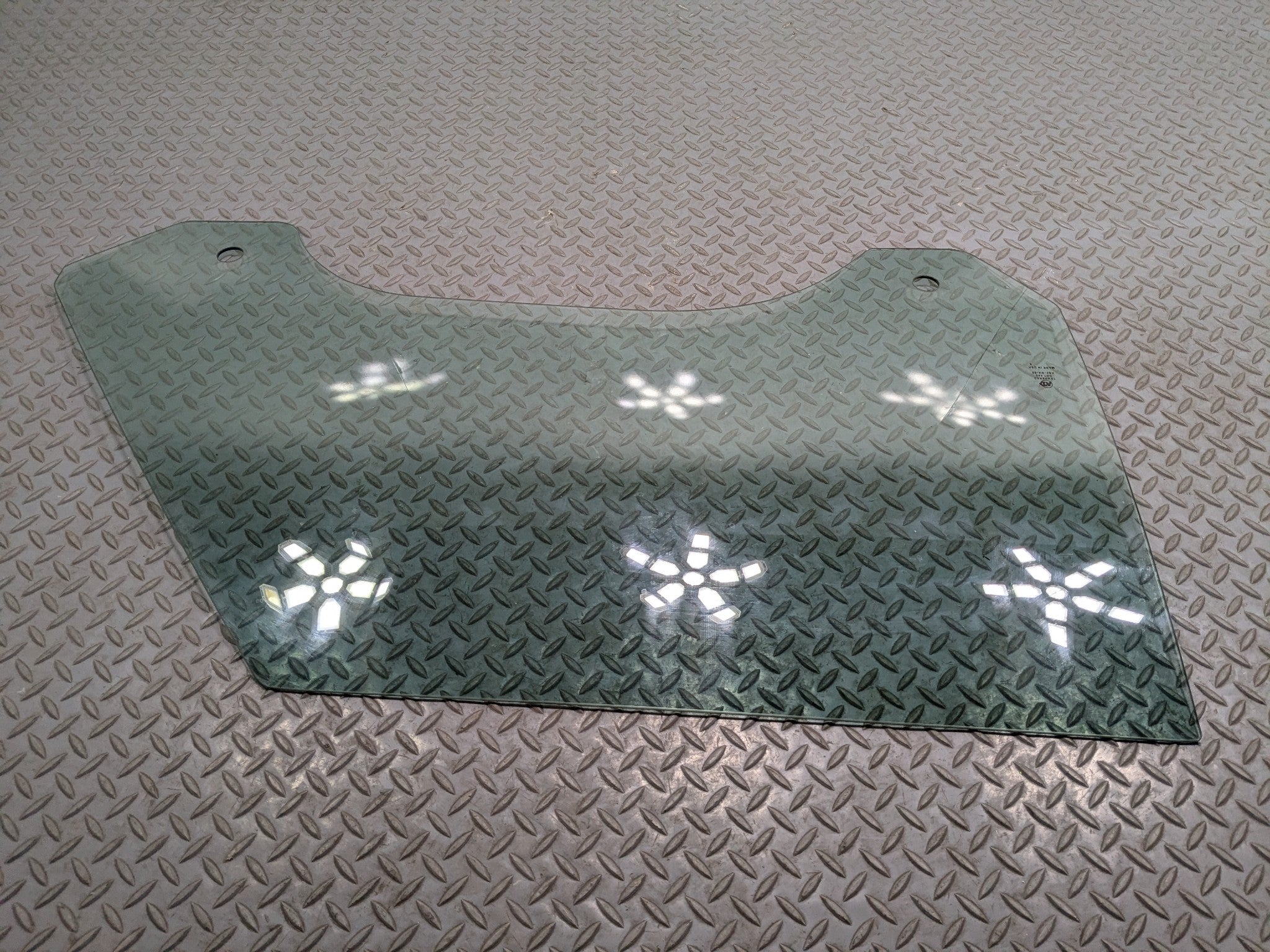 2008 - 2014 MINI COOPER OEM DOOR WINDOW GLASS FRONT RIGHT PASSENGER SIDE