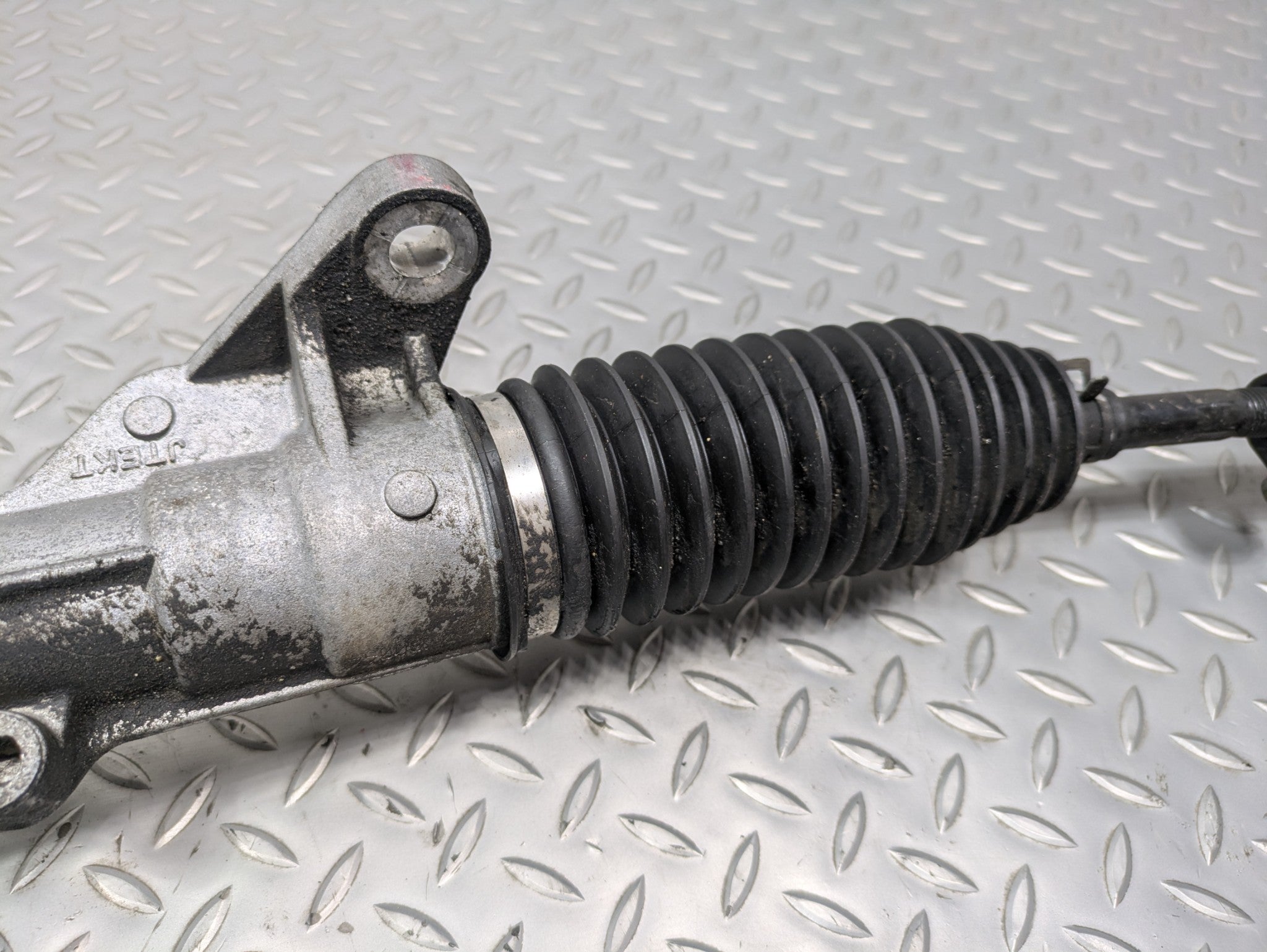 2008 - 2014 MINI COOPER OEM POWER STEERING GEAR RACK AND PINION