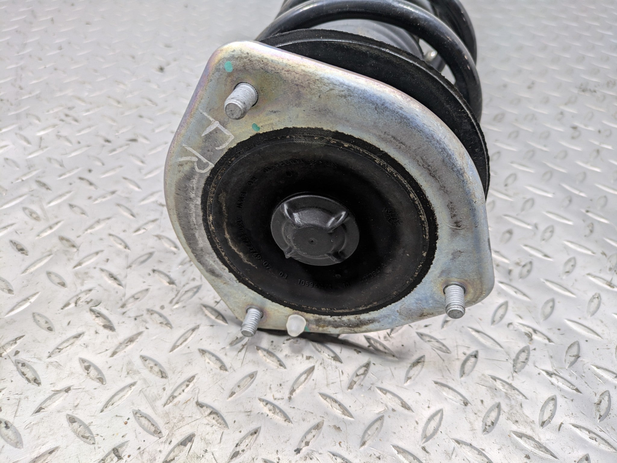 2008 - 2014 MINI COOPER OEM SHOCK STRUT COIL SPRING SUSPENSION FRONT RIGHT SIDE