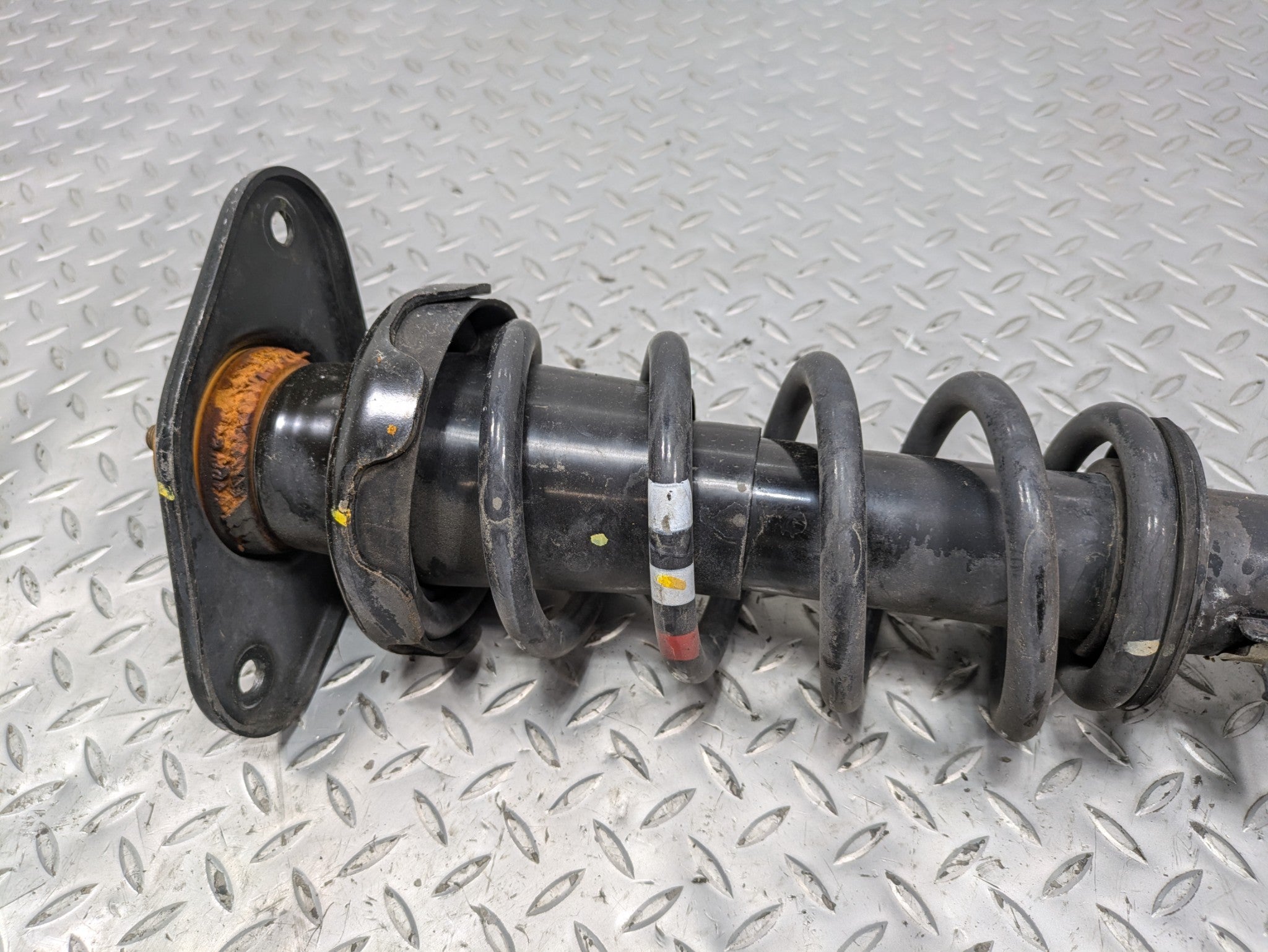 2008 - 2014 MINI COOPER OEM SHOCK STRUT COIL SPRING SUSPENSION REAR LEFT SIDE