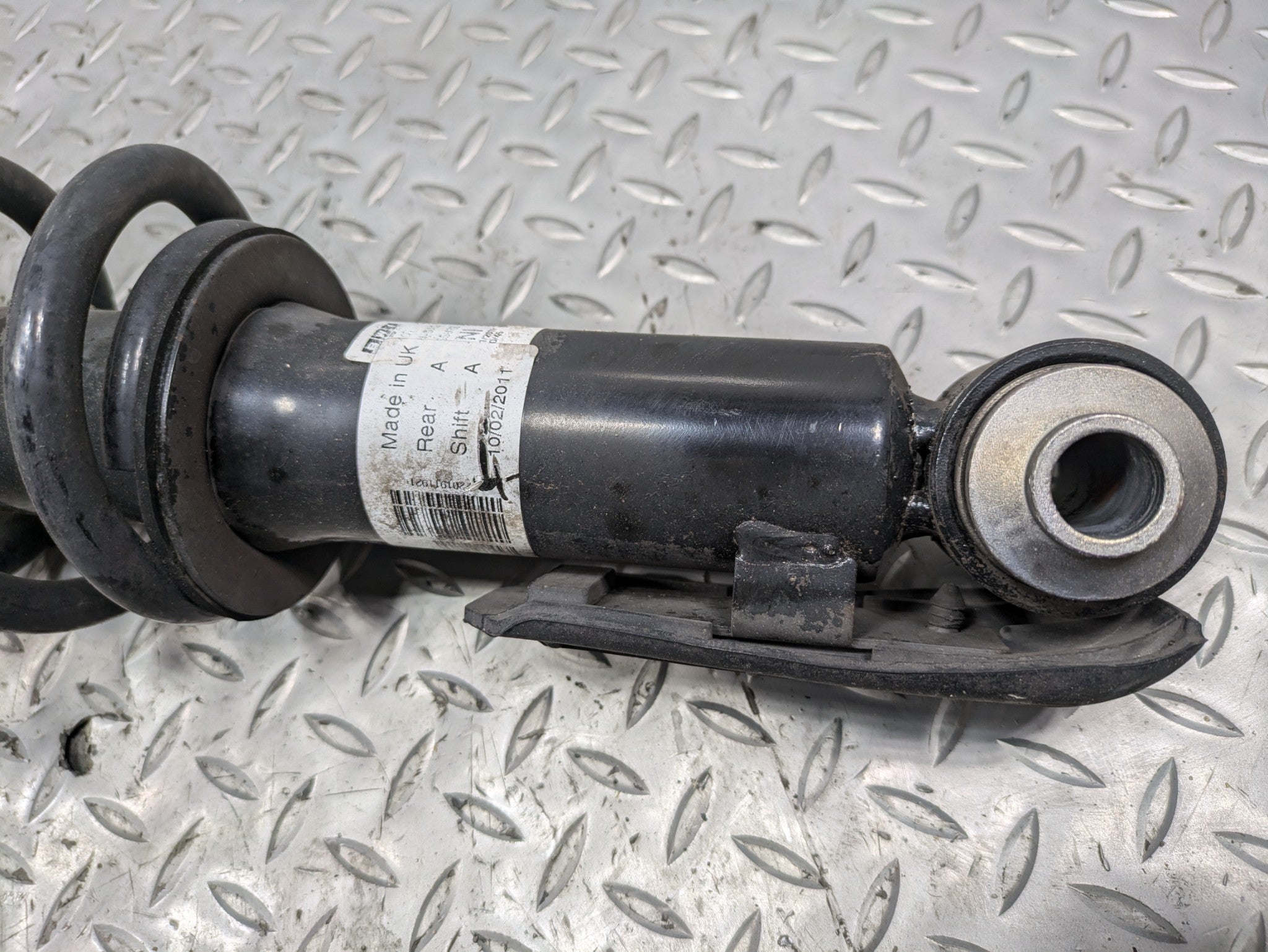 2008 - 2014 MINI COOPER OEM SHOCK STRUT COIL SPRING SUSPENSION REAR LEFT SIDE