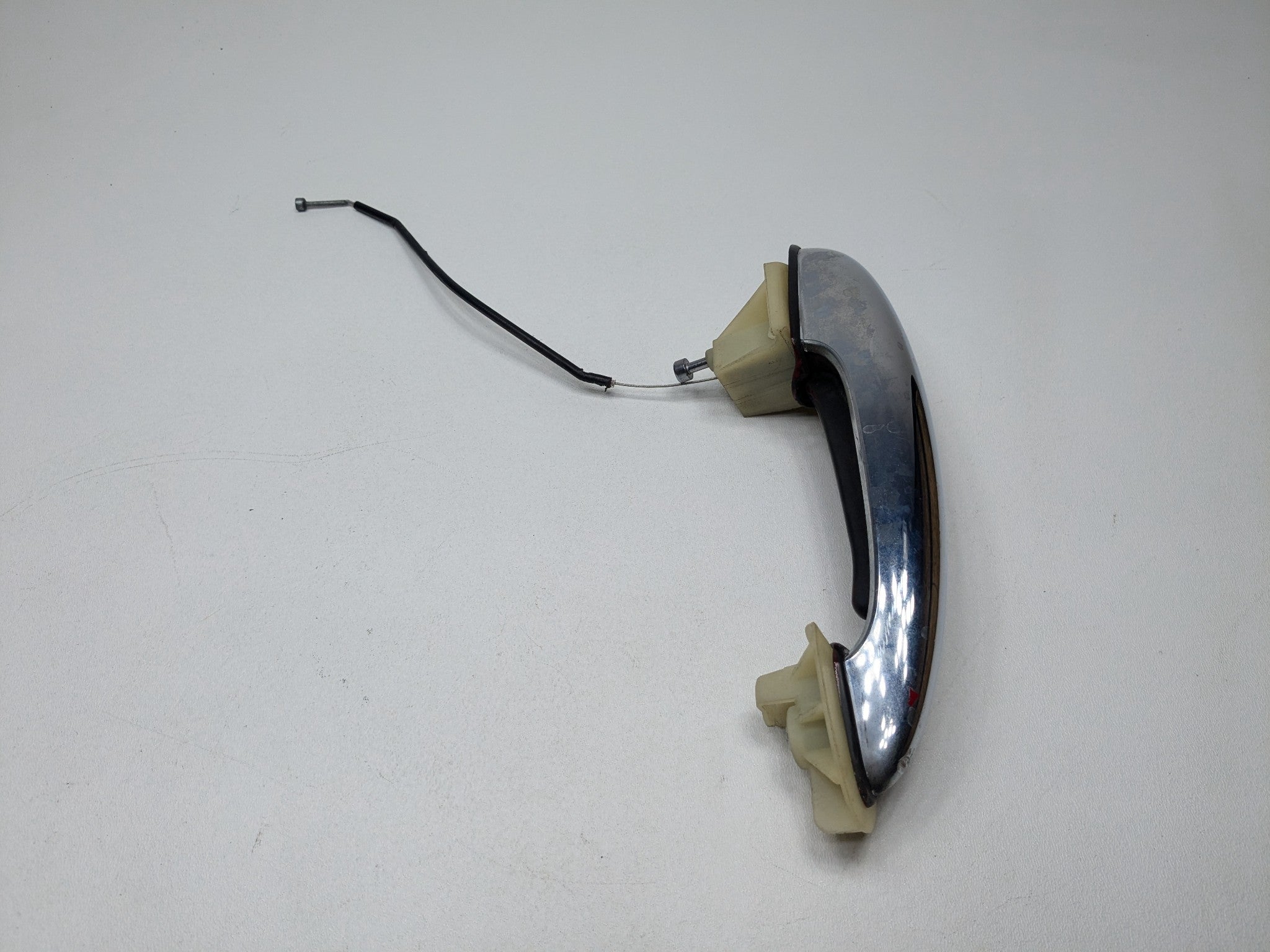 2008 - 2014 MINI COOPER OEM EXTERIOR DOOR HANDLE ASSEMBLY FRONT RIGHT SIDE