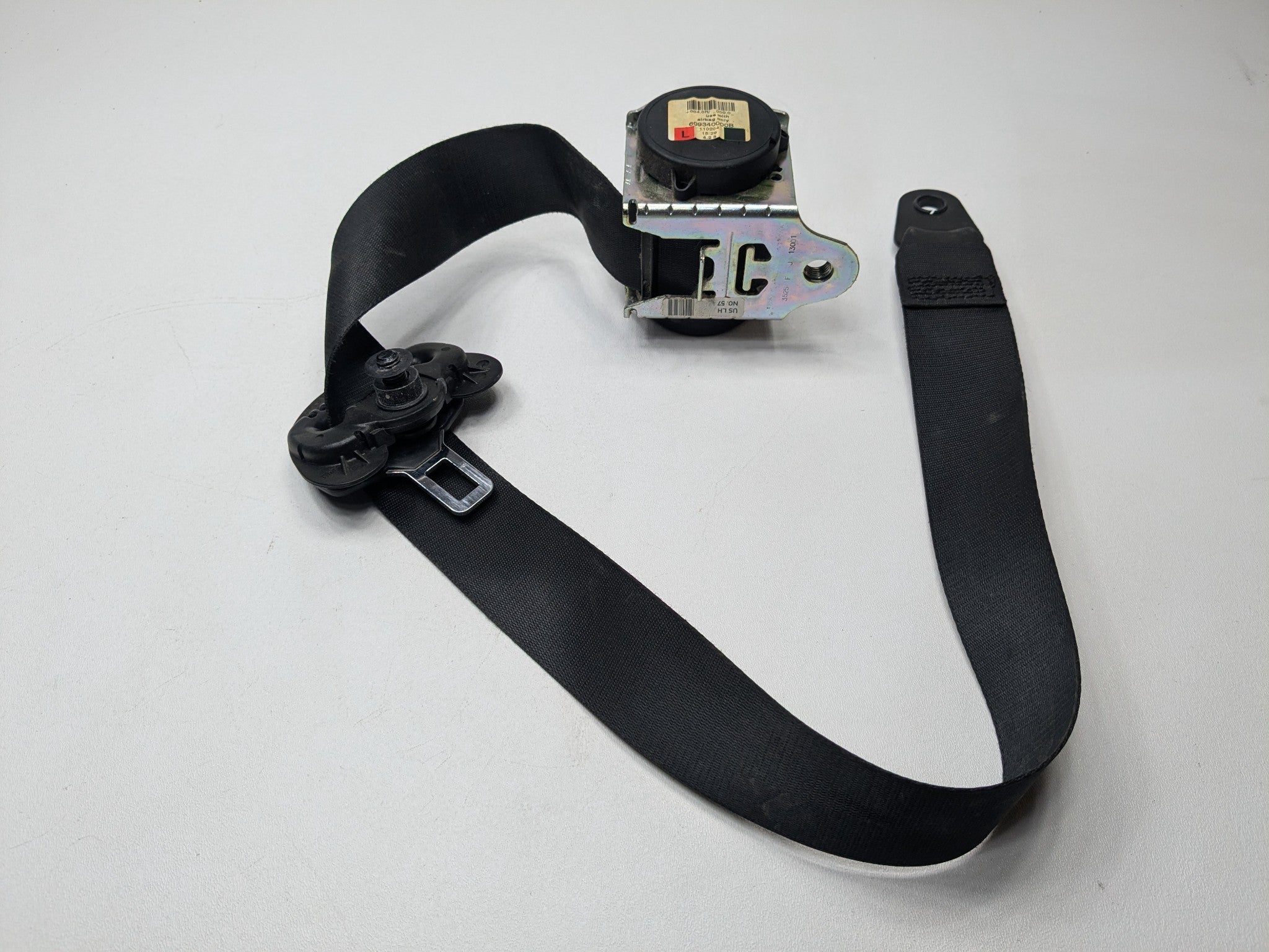 2008 - 2014 MINI COOPER OEM SEAT BELT RETRACTOR FRONT LEFT DRIVER SIDE