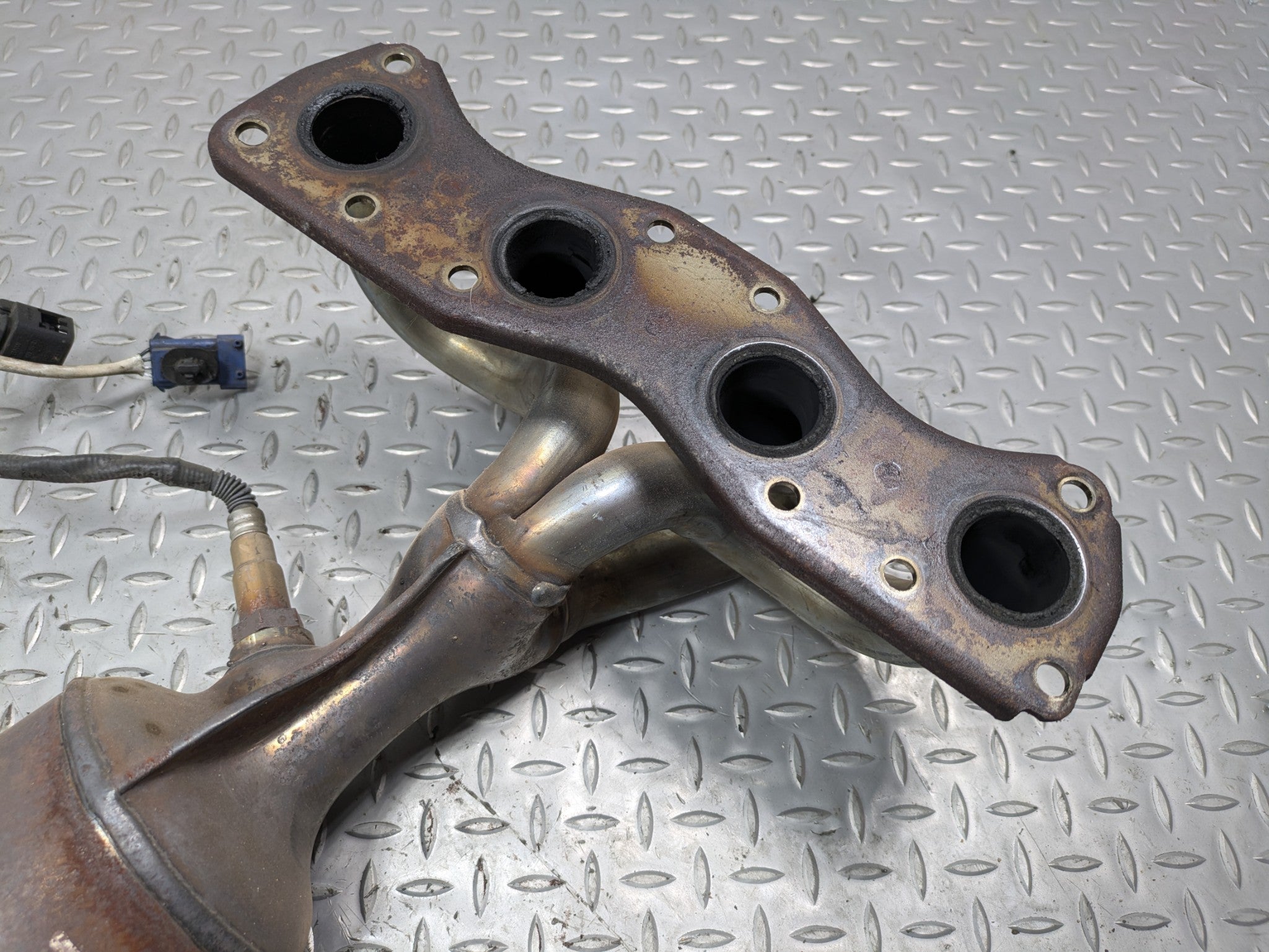 2008 - 2014 MINI COOPER OEM EXHAUST MANIFOLD WITH HEADERS