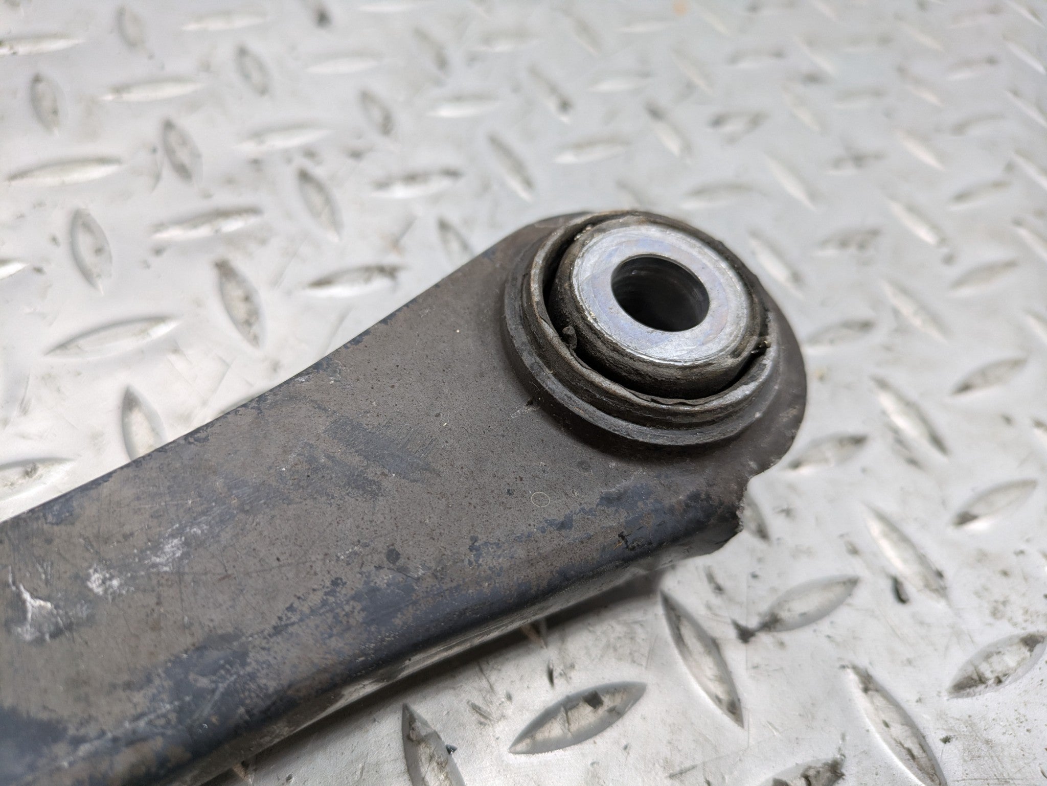 2008 - 2014 MINI COOPER OEM LOWER CONTROL ARM REAR LEFT DRIVER SIDE