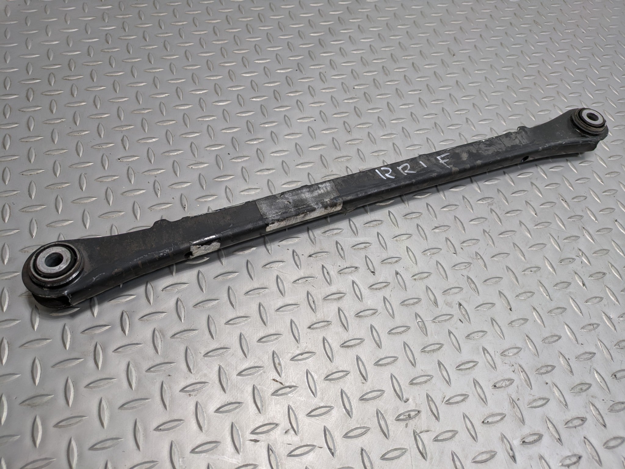 2008 - 2014 MINI COOPER OEM LOWER CONTROL ARM REAR RIGHT PASSENGER SIDE