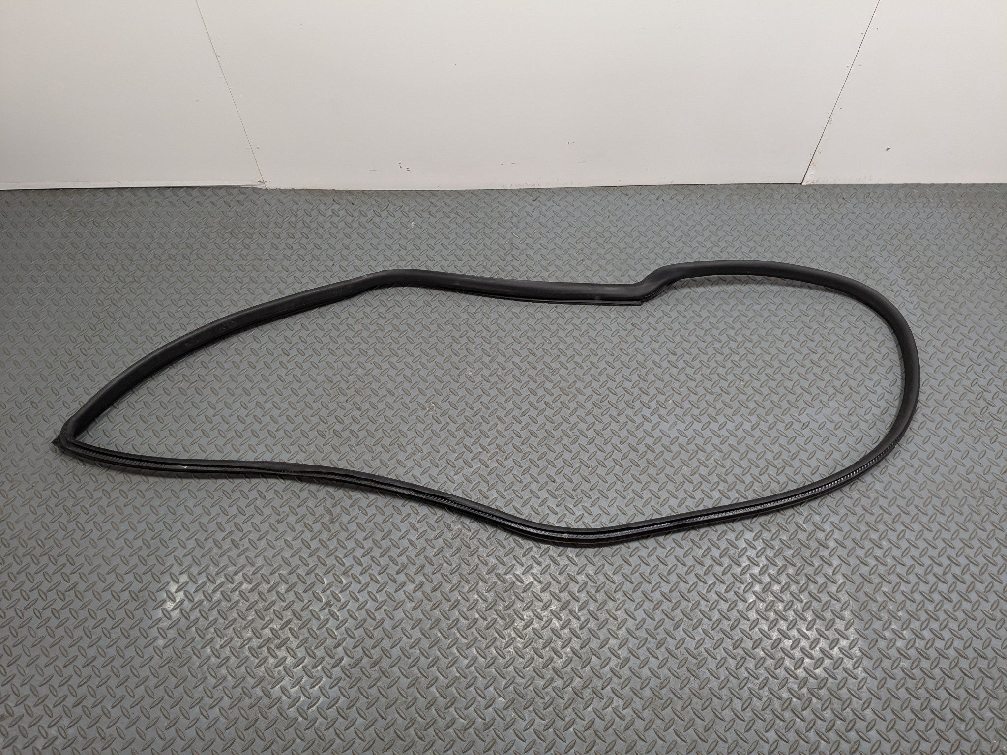 2008 - 2014 MINI COOPER OEM DOOR SEAL WEATHER STRIPPING RUBBER FRONT LEFT SIDE