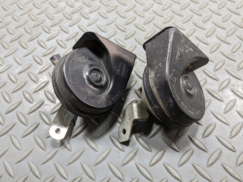 2008 - 2014 MINI COOPER OEM HORN HIGH LOW TONE FREQUENCY PITCH SIGNAL PAIR