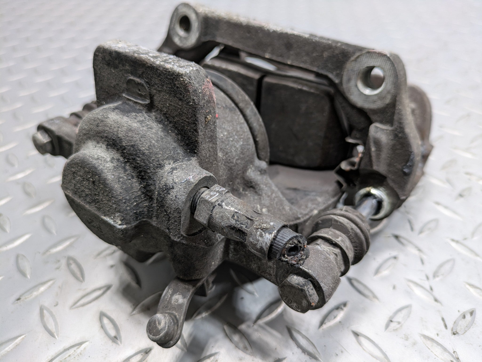 2008 - 2014 MINI COOPER OEM BRAKE CALIPER FRONT LEFT DRIVER SIDE