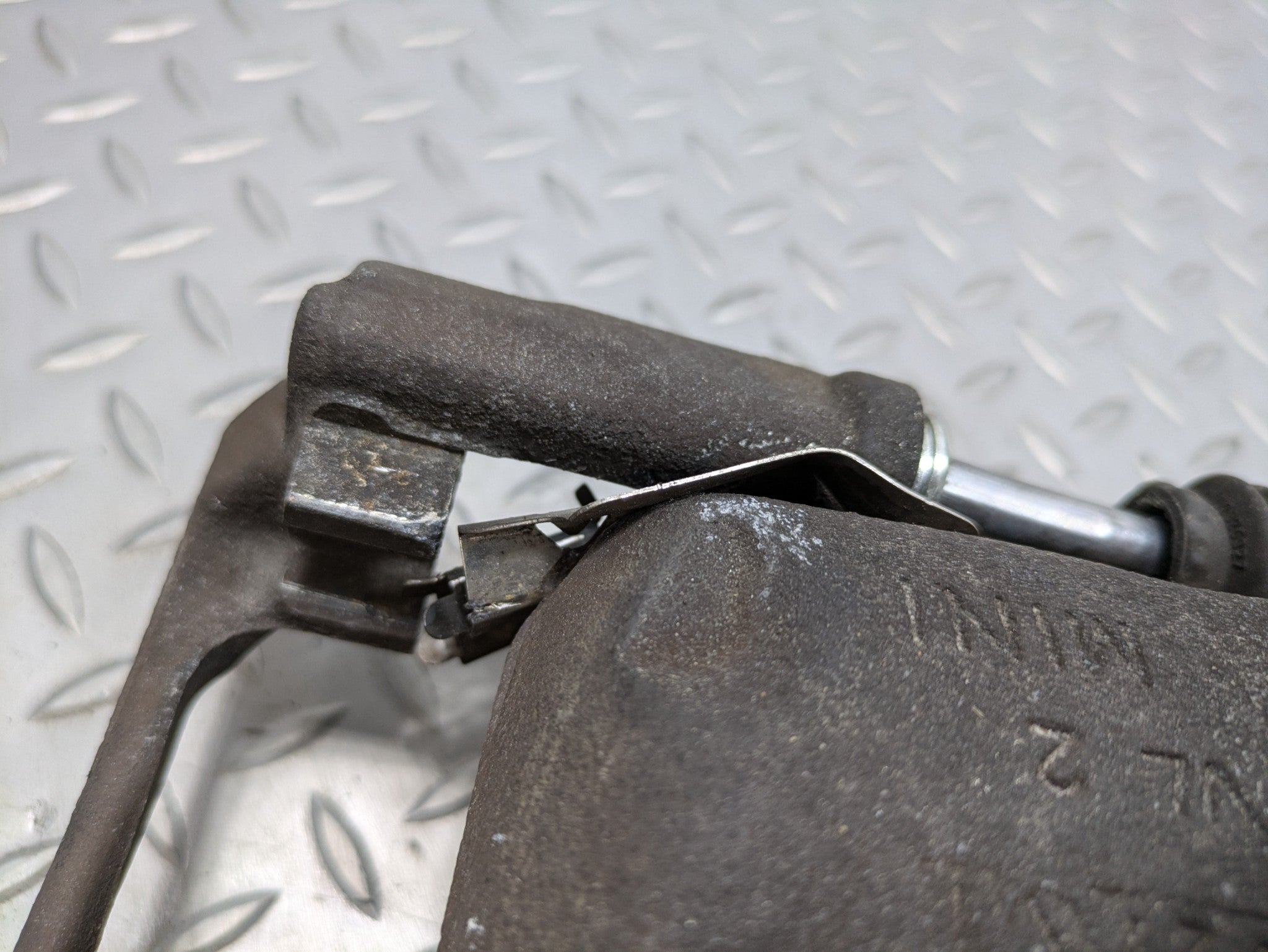 2008 - 2014 MINI COOPER OEM BRAKE CALIPER FRONT LEFT DRIVER SIDE