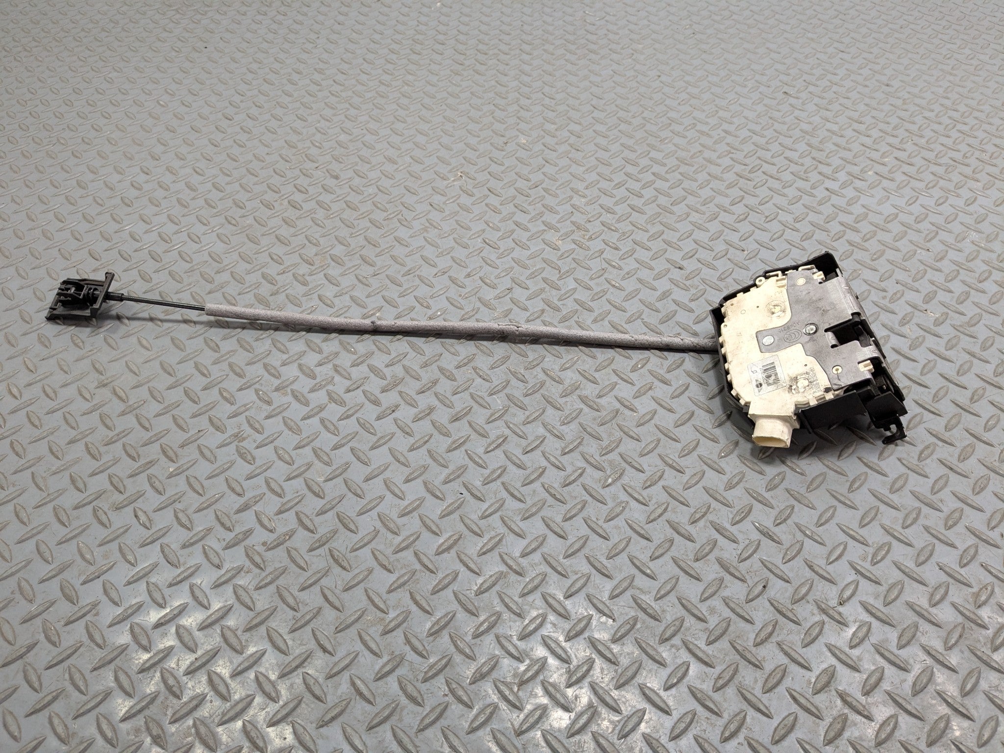 2008 - 2014 MINI COOPER OEM DOOR LATCH LOCK ACTUATOR FRONT RIGHT PASSENGER SIDE