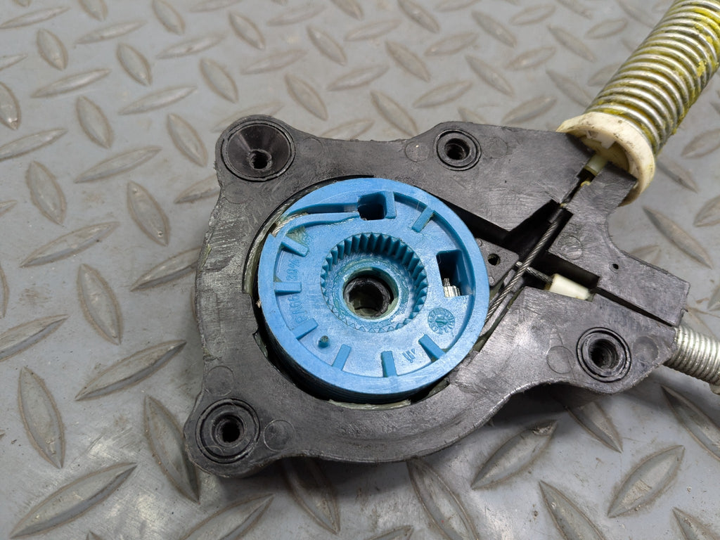 2008 - 2014 MINI COOPER OEM DOOR REGULATOR FRONT LEFT DRIVER SIDE