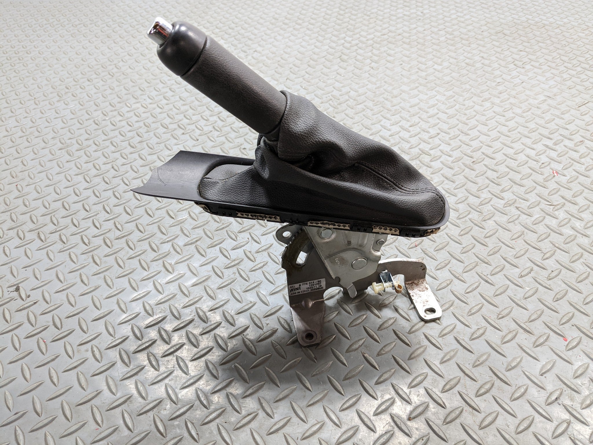 2008 - 2014 MINI COOPER OEM PARKING EMERGENCY BRAKE HANDLE LEVER WITH BRACKET