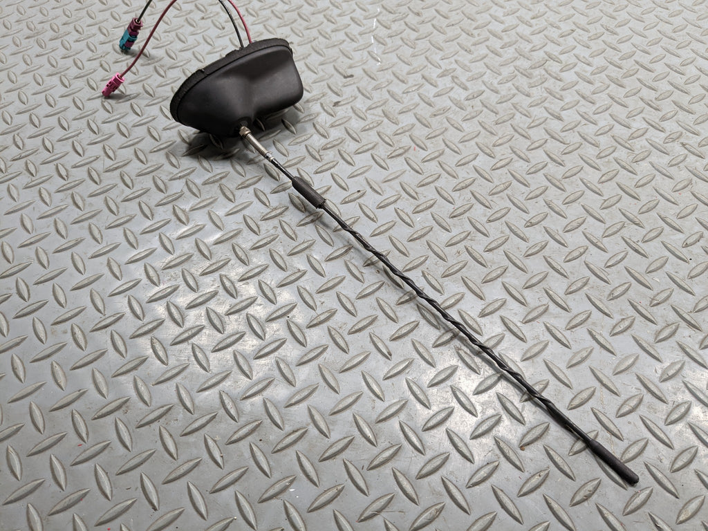 2008 - 2014 MINI COOPER OEM SHARK FIN RADIO ROOF ANTENNA ASSEMBLY BLACK