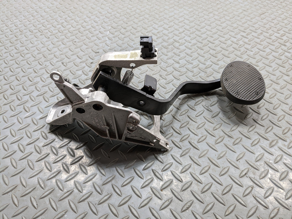 2008 - 2014 MINI COOPER OEM BRAKE PEDAL WITH BRACKET FOOT STOP ASSEMBLY