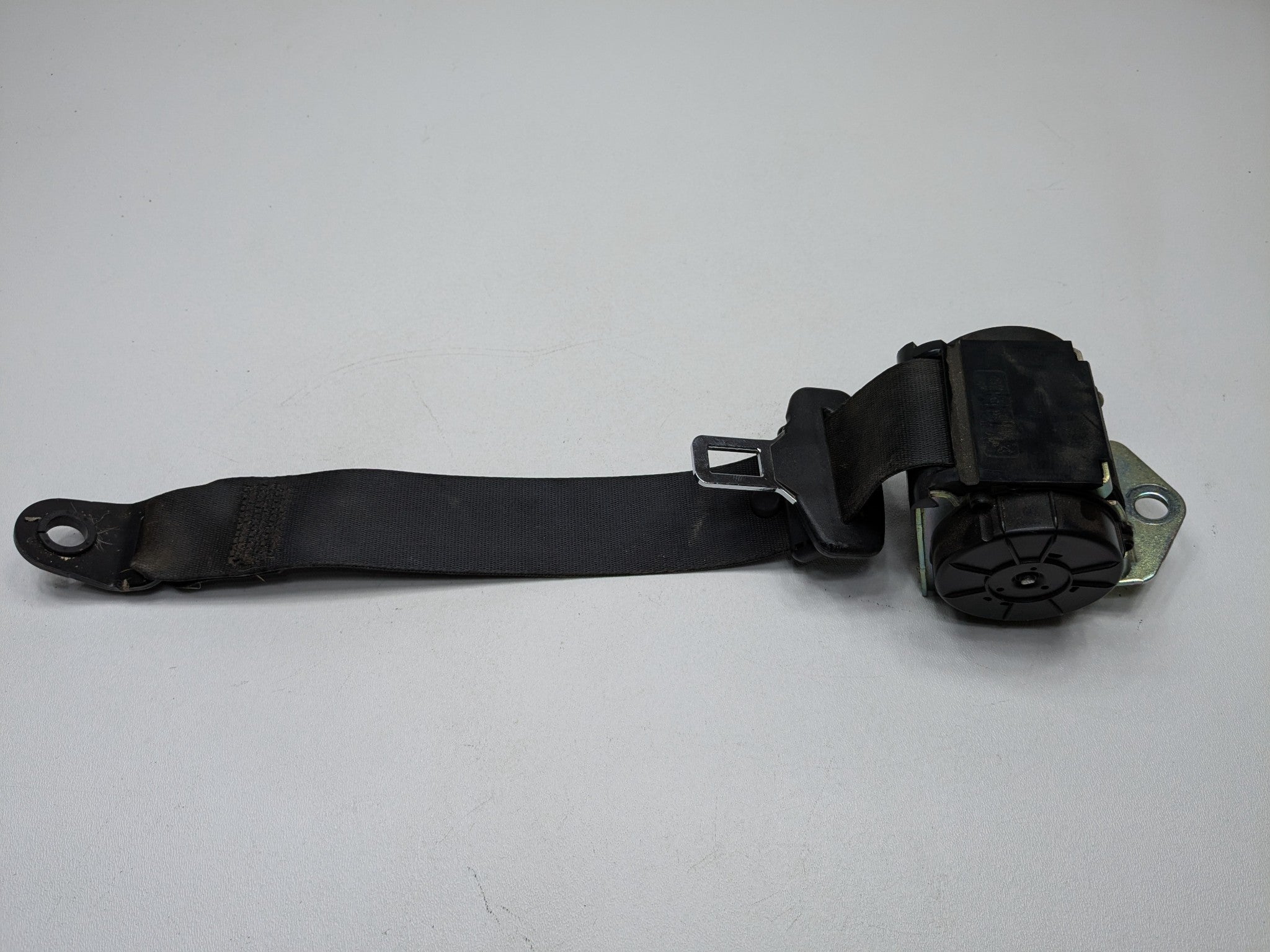 2008 - 2014 MINI COOPER OEM SEAT BELT RETRACTOR REAR RIGHT PASSENGER SIDE