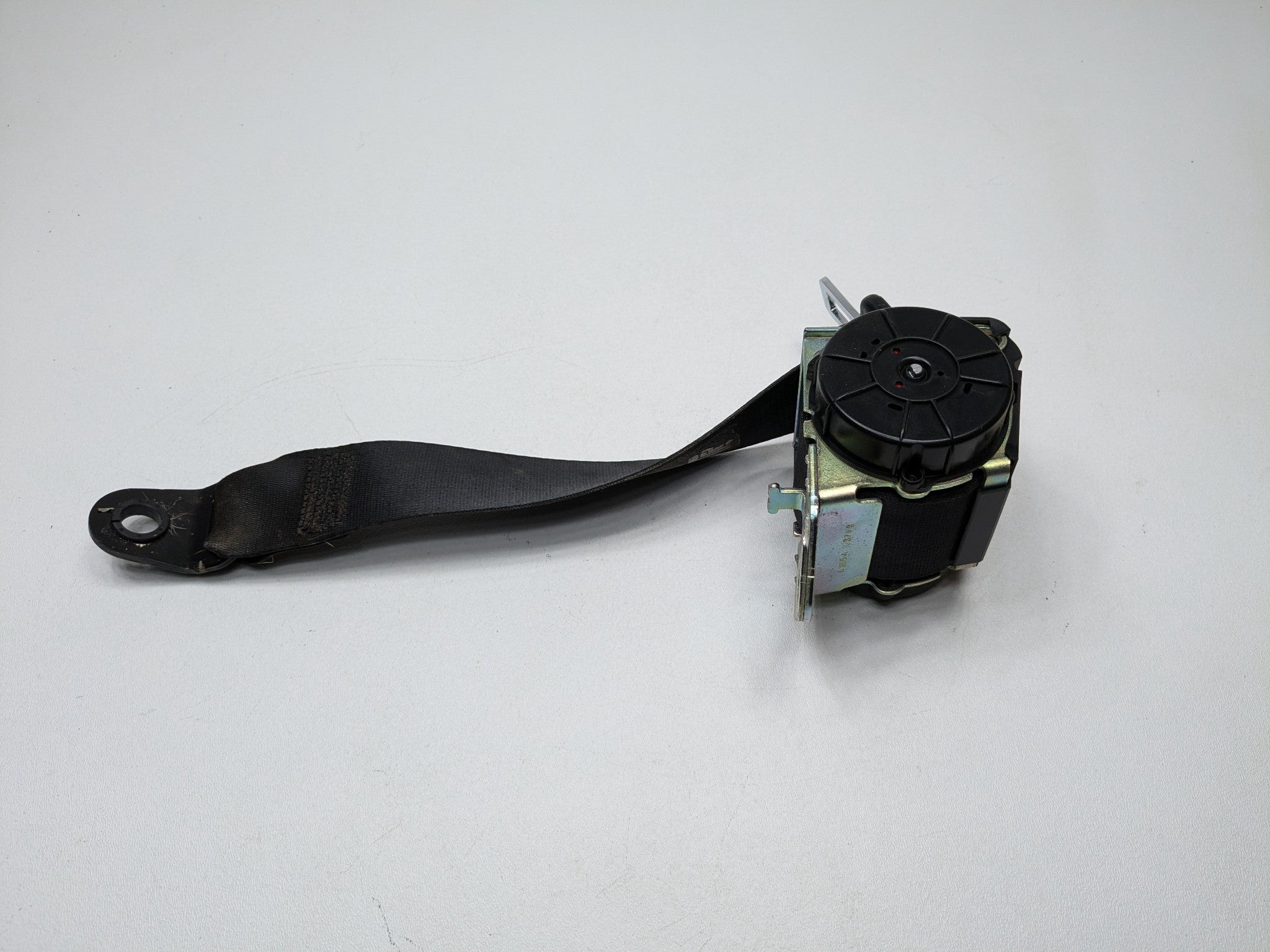 2008 - 2014 MINI COOPER OEM SEAT BELT RETRACTOR REAR RIGHT PASSENGER SIDE