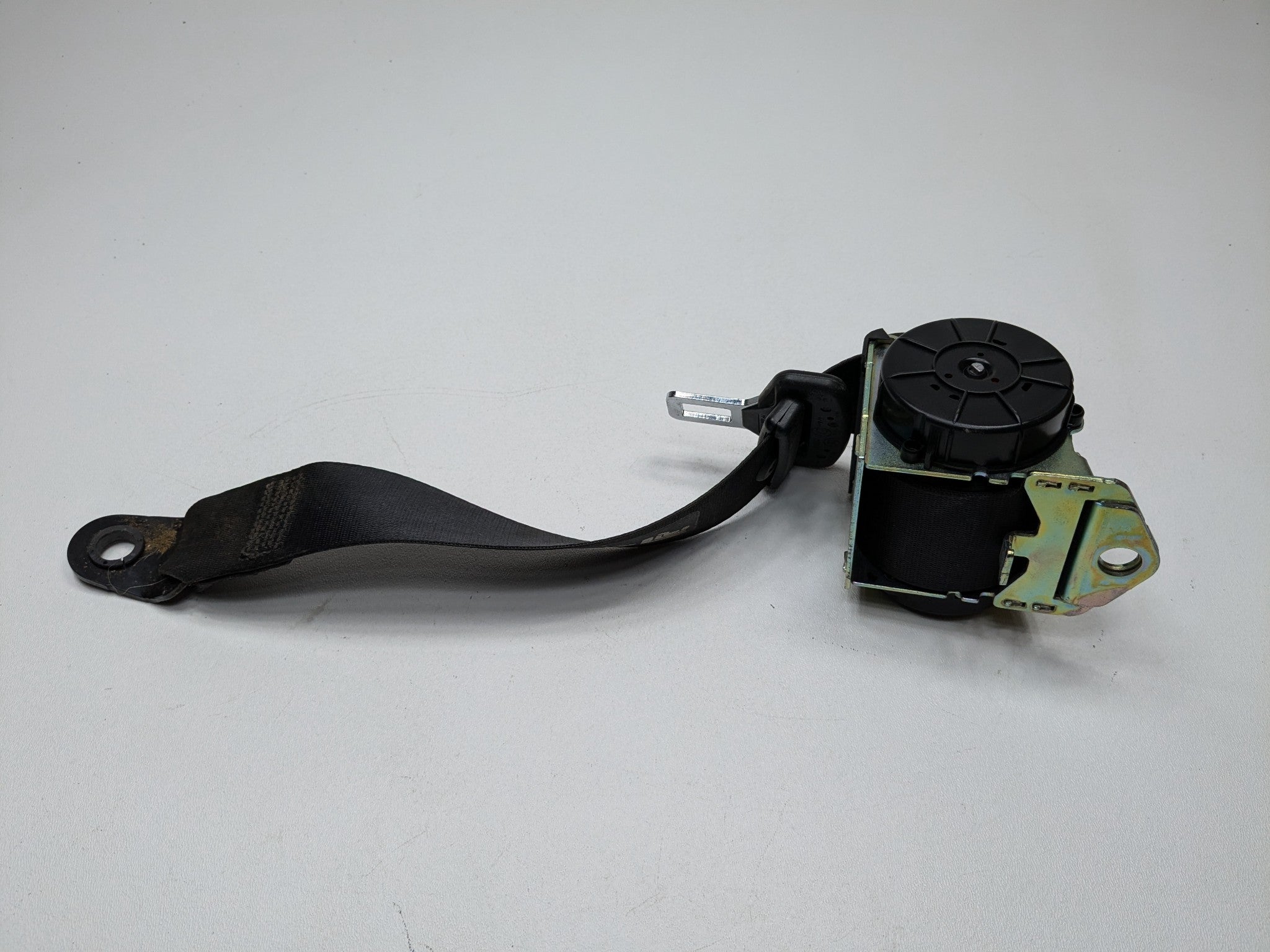 2008 - 2014 MINI COOPER OEM SEAT BELT RETRACTOR REAR LEFT DRIVER SIDE