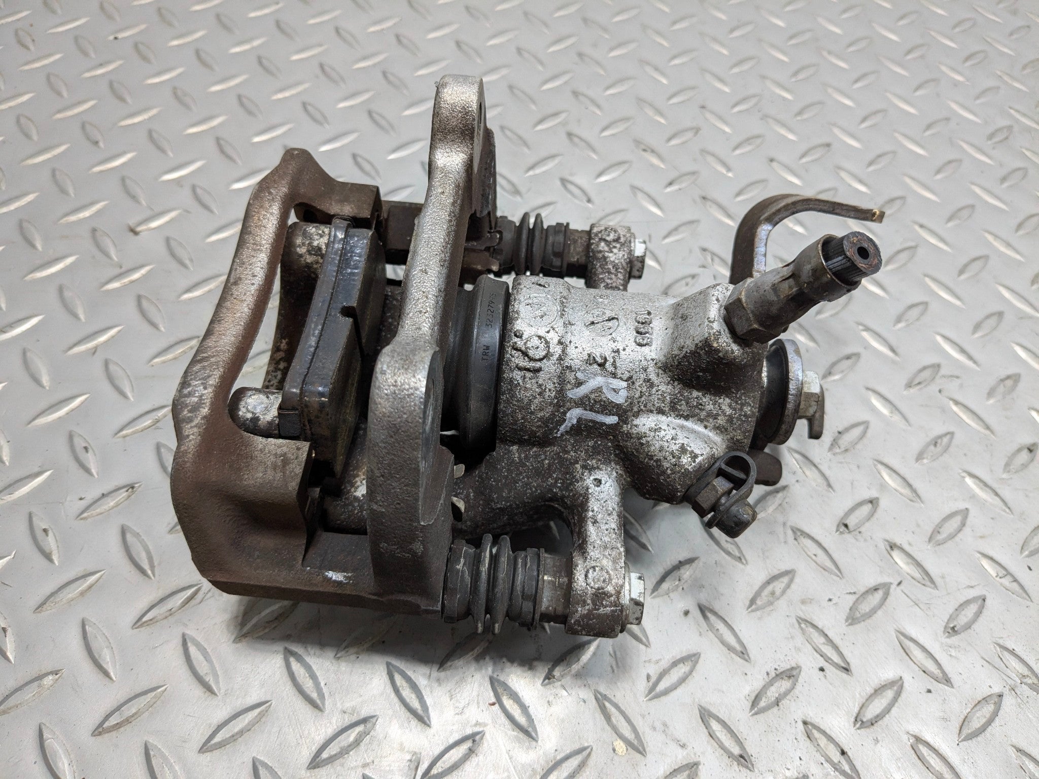 2008 - 2014 MINI COOPER OEM BRAKE CALIPER REAR LEFT DRIVER SIDE