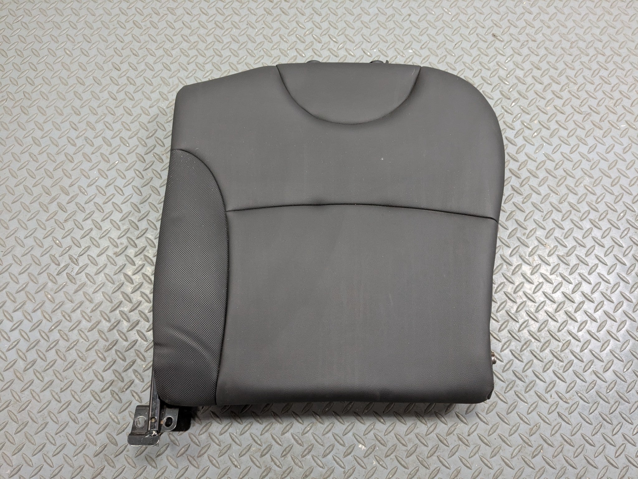 2008 - 2014 MINI COOPER OEM UPPER SEAT BACK CUSHION REAR LEFT DRIVER SIDE BLACK