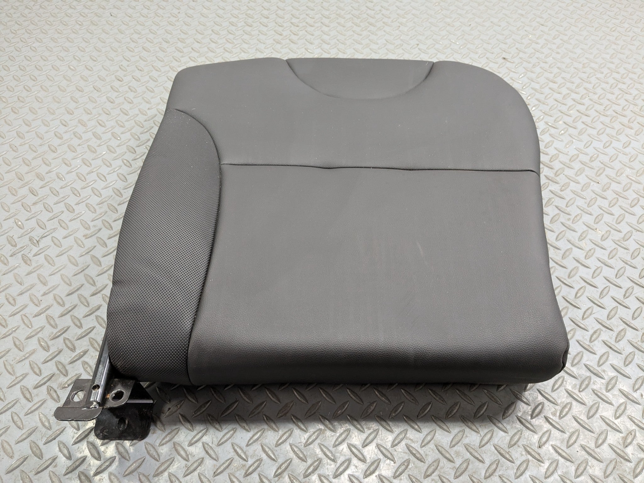 2008 - 2014 MINI COOPER OEM UPPER SEAT BACK CUSHION REAR LEFT DRIVER SIDE BLACK